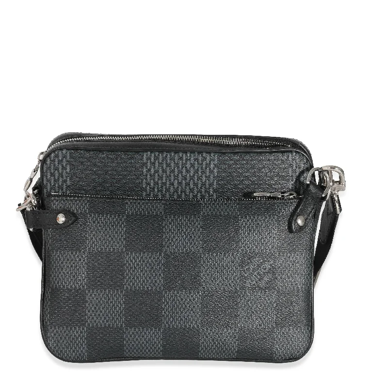 Louis Vuitton Damier Graphite 3D Canvas Trio Messenger