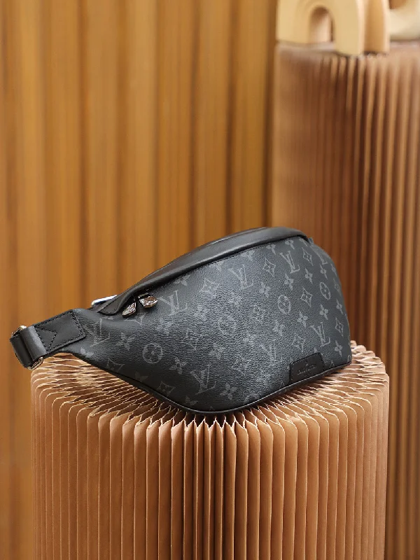 Louis Vuitton Discovery Bumbag