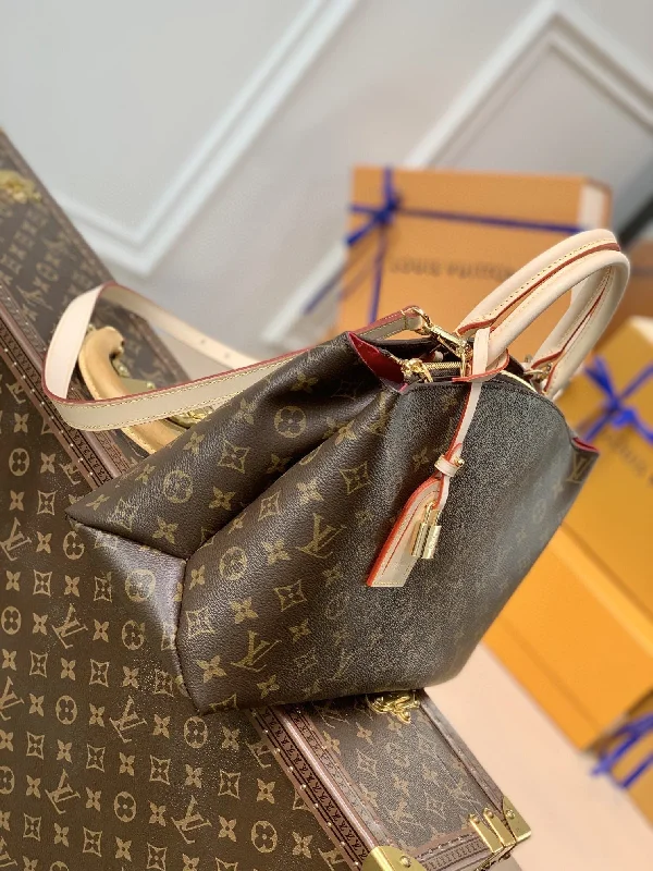 Louis Vuitton Grand Palais Bag