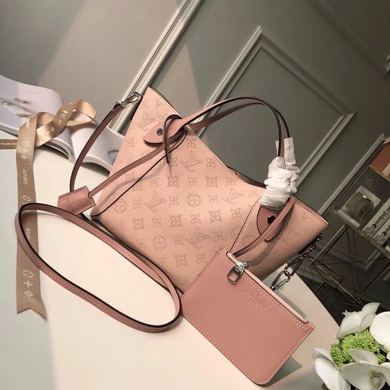 Louis Vuitton Hina PM Bag